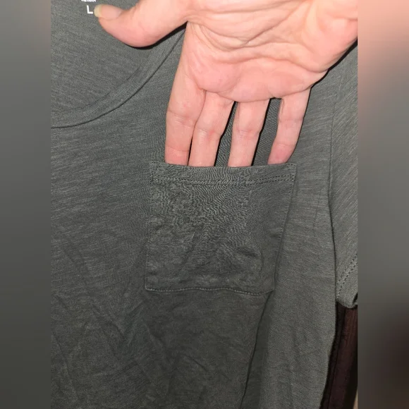 LOFT Vintage Soft Women's Green Top With Pocket Size Large - Picture 6 of 10